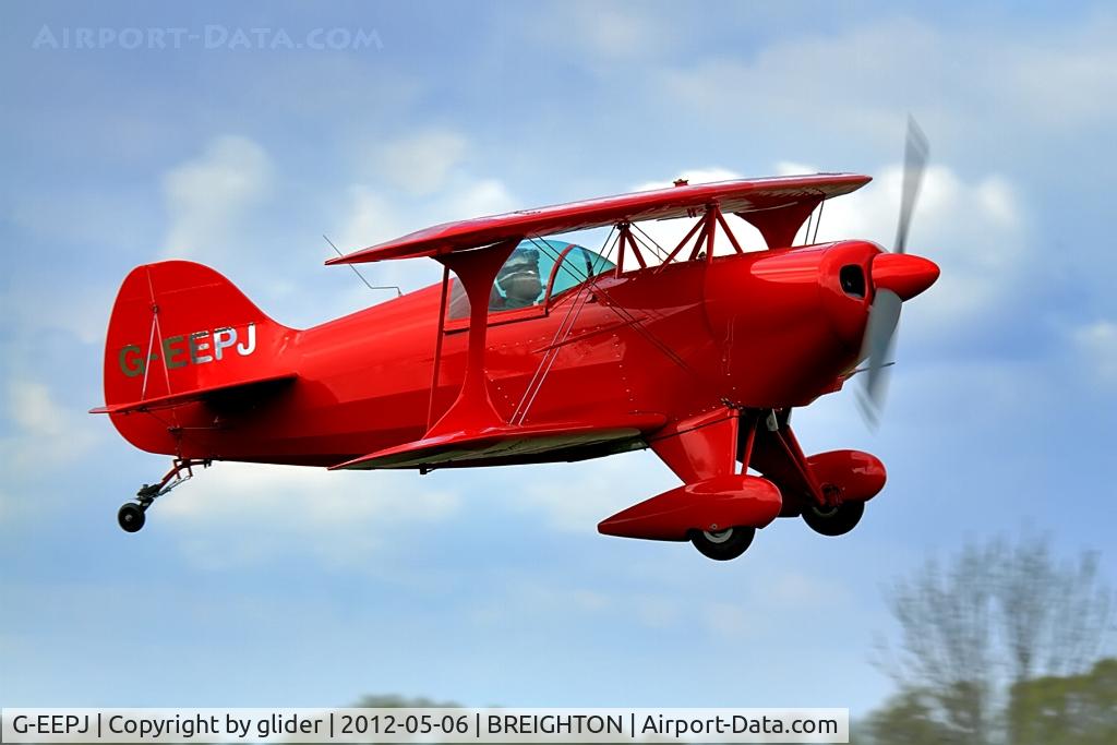 G-EEPJ, 1991 Pitts S-1S Special C/N PFA 009-11557, Sliding in over the hedge