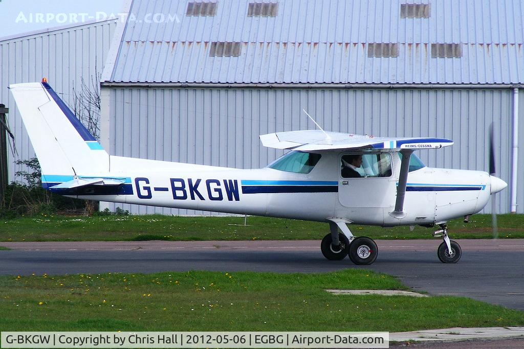 G-BKGW, 1981 Reims F152 C/N 1878, Privately owned