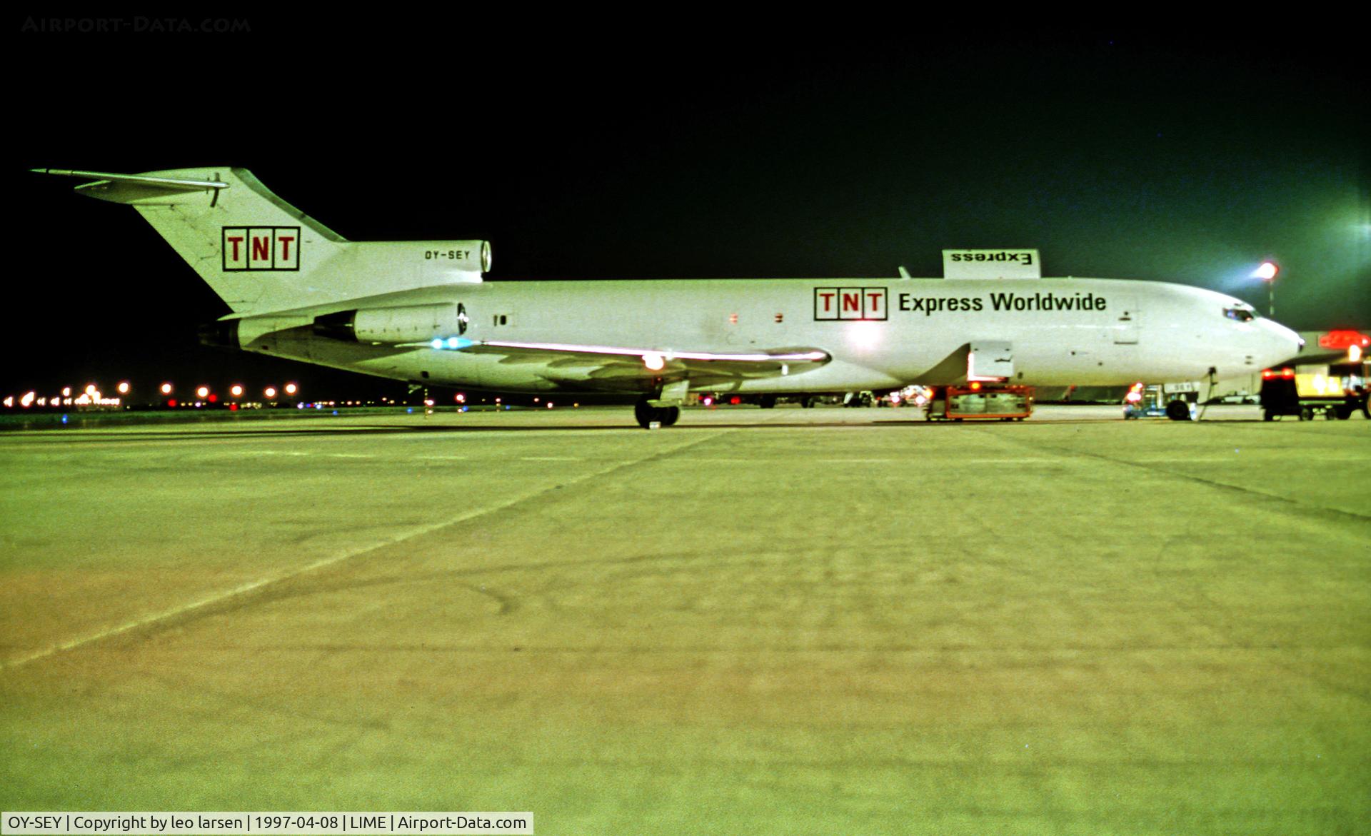 OY-SEY, 1973 Boeing 727-224F C/N 20659, Bergamo Italy 8.4.97 my fist trip as F/E on a TNT
Cargoflight.