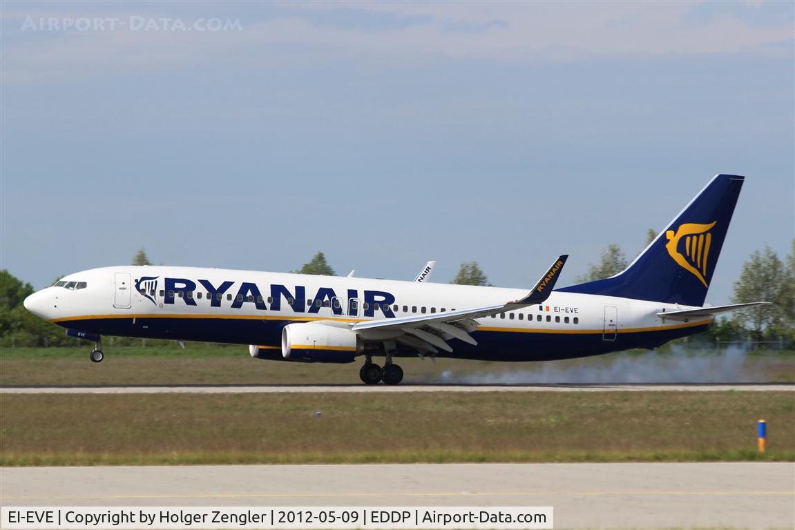 EI-EVE, 2012 Boeing 737-8AS C/N 35035, FR 1598 from STN has touched down on runway 26R...