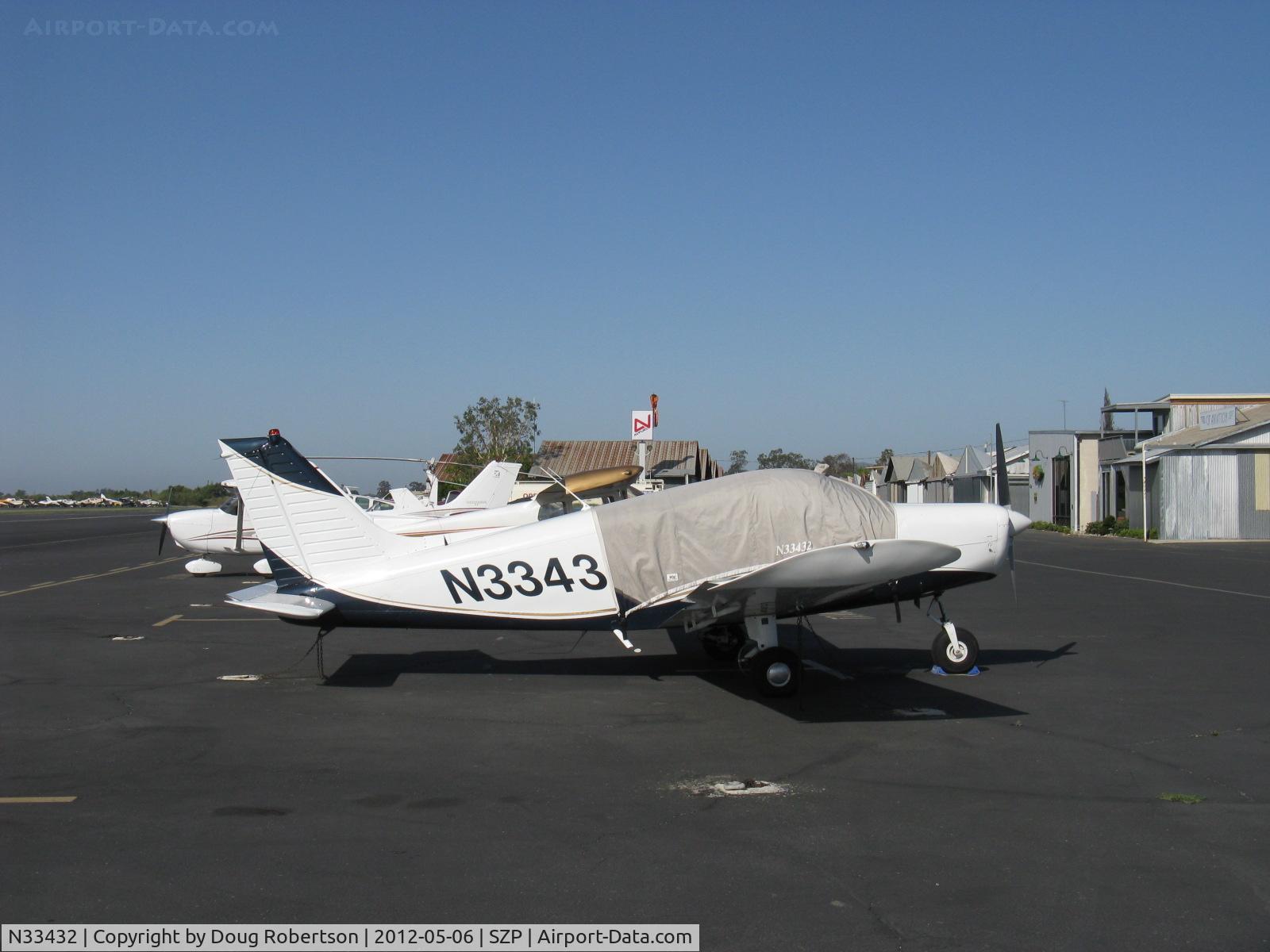 N33432, 1975 Piper PA-28-140 C/N 28-7525189, 1975 Piper PA-28-140 CHEROKEE, Lycoming O-320-E2A 150 Hp