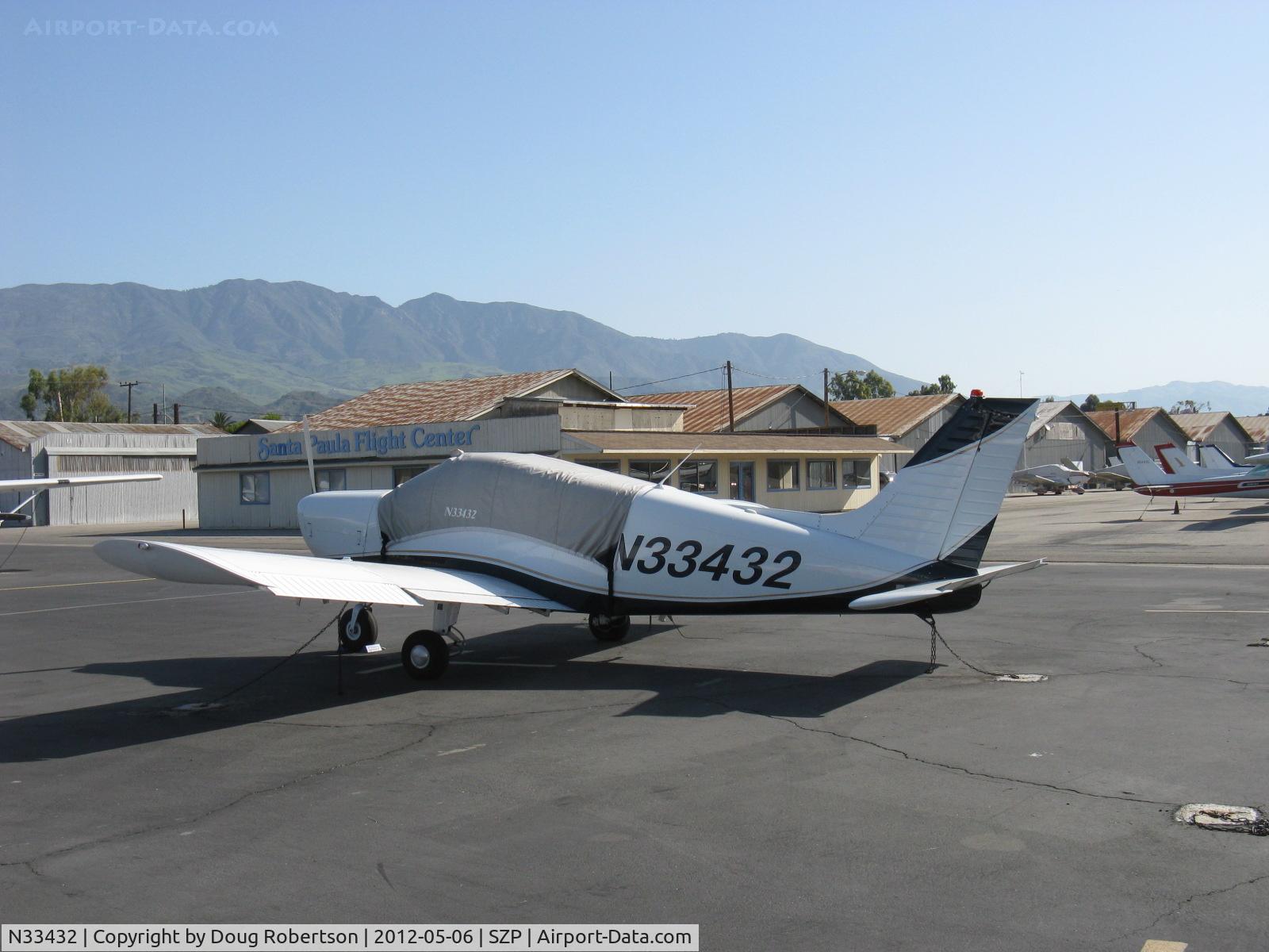 N33432, 1975 Piper PA-28-140 C/N 28-7525189, 1975 Piper PA-28-140 CHEROKEE, Lycoming O-320-E2A 150 Hp