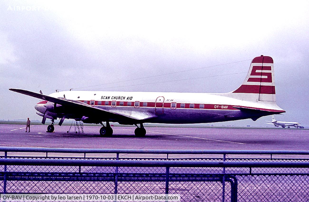 OY-BAV, 1957 Douglas DC-6B C/N 45199, Copenhagen Kastrup 3.10.70 lease to Scan Church Aid