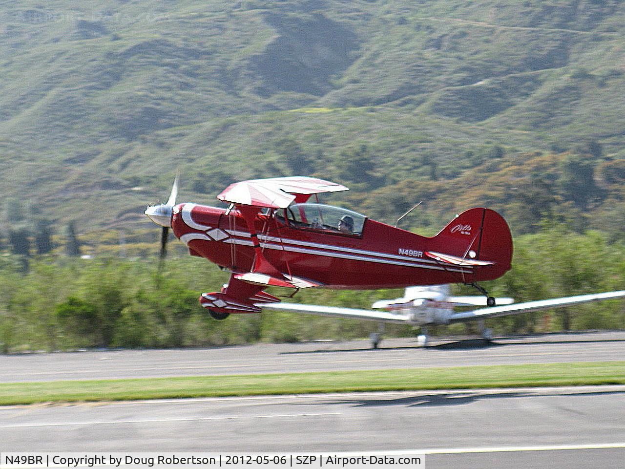 N49BR, Pitts S-2A Special C/N 2212, 1980 Aerotek PITTS S-2A, Lycoming AEIO-540 260 Hp, full inverted systems, landing Rwy 04