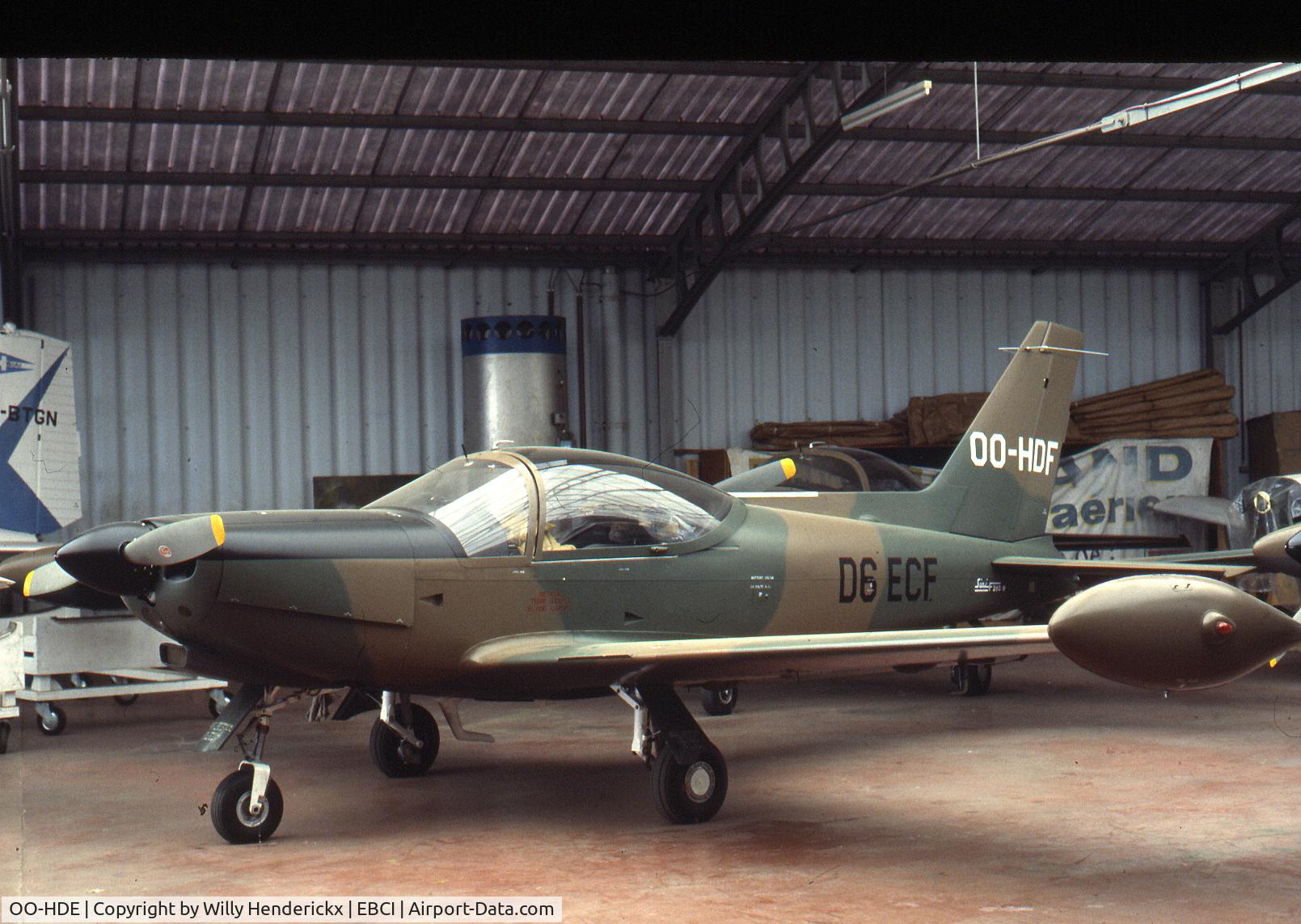 OO-HDE, SIAI-Marchetti SF-260W Warrior C/N 300, Stored at the importer's place.