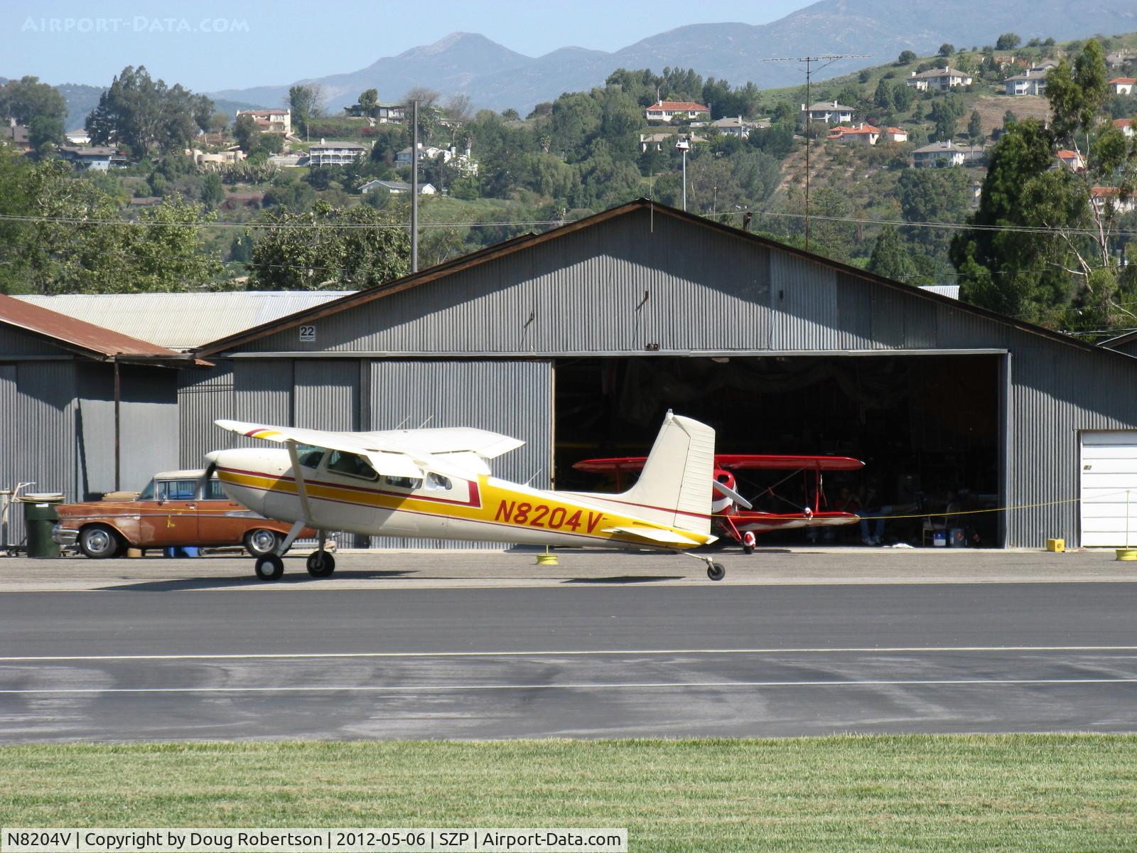 N8204V, 1966 Cessna 180H Skywagon C/N 18051706, 1966 Cessna 180H, Continental O-470 230 Hp, taxi