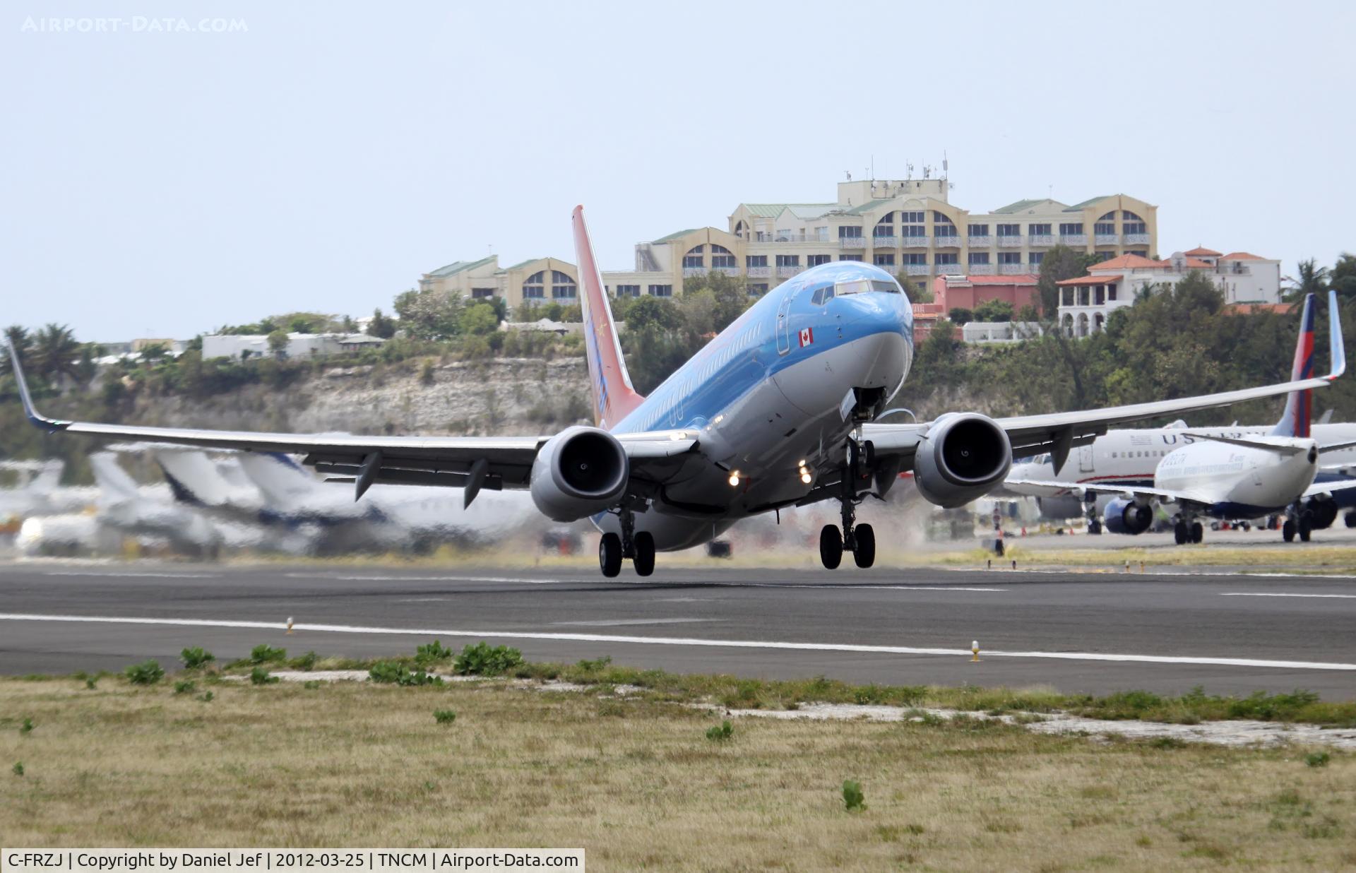C-FRZJ, 2007 Boeing 737-8K5 C/N 34690, C-FRZJ