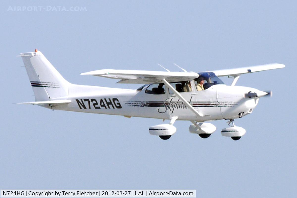 N724HG, 1998 Cessna 172R C/N 17280409, At 2012 Sun N Fun