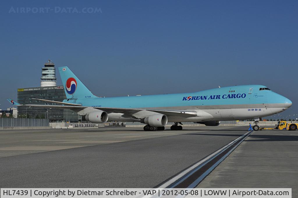 HL7439, 2003 Boeing 747-4B5F/SCD C/N 33516, Korean Air Boeing 747-400