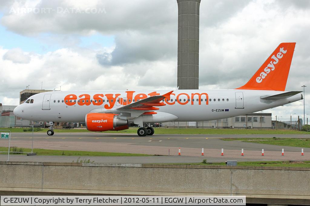 G-EZUW, 2012 Airbus A320-214 C/N 5116, 2012 Airbus A320-214, c/n: 5116 at Luton