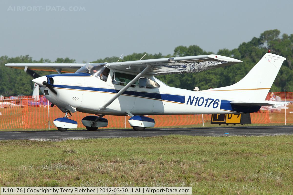 N10176, 1969 Cessna 182N Skylane C/N 18260141, At 2012 Sun N Fun