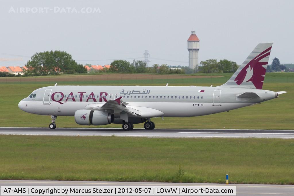 A7-AHS, 2012 Airbus A320-232 C/N 5010, Vie May 2012