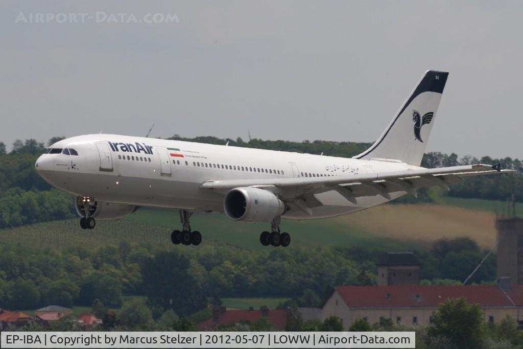 EP-IBA, 1993 Airbus A300B4-605R C/N 723, Vie May 2012