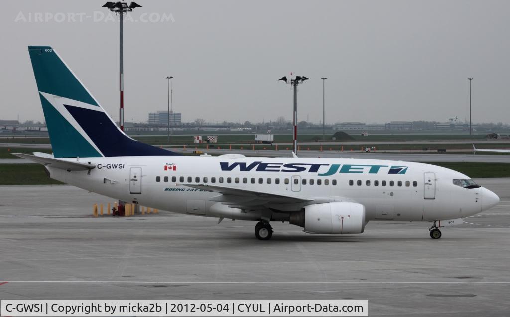 C-GWSI, 2005 Boeing 737-6CT C/N 34286, Departure to Take-off