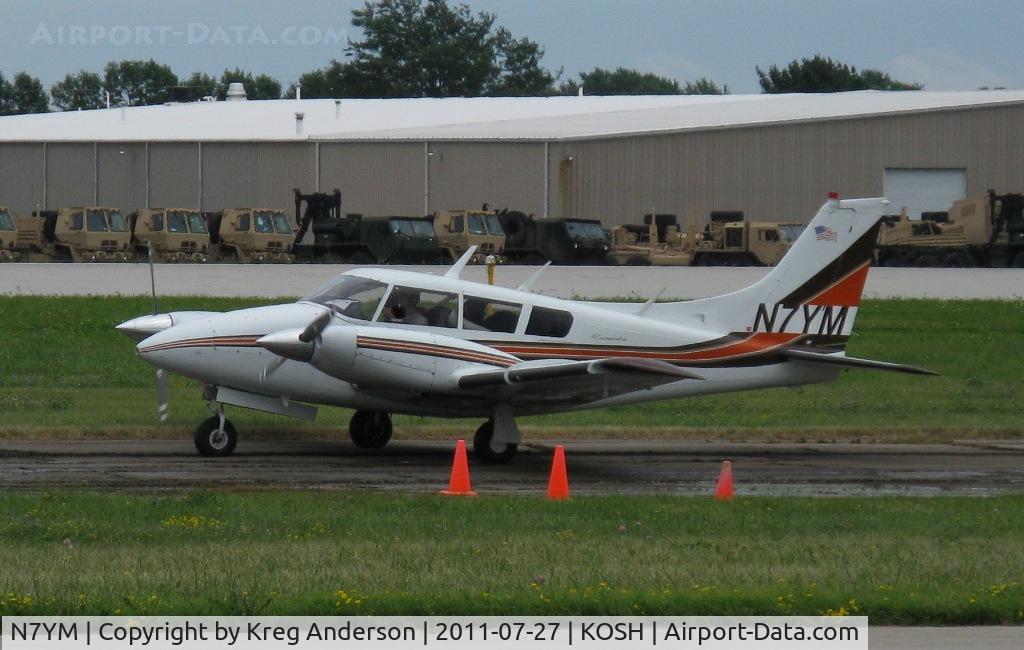 N7YM, 1969 Piper PA-30 Twin Comanche Twin Comanche C/N 30-1900, EAA AirVenture 2011