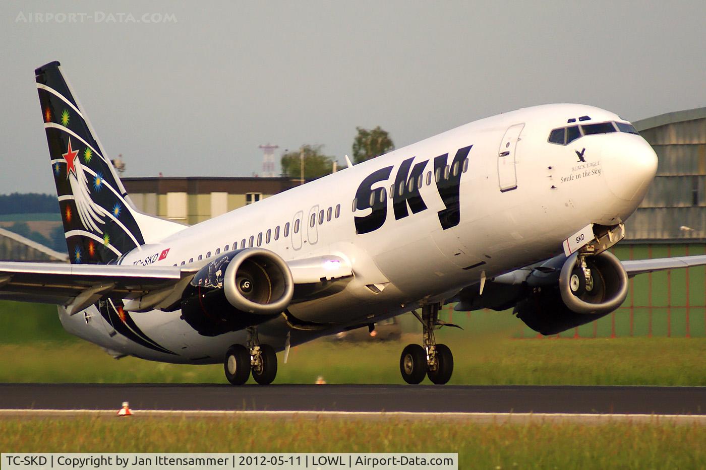TC-SKD, 1992 Boeing 737-4Q8 C/N 25372, TC-SKD @ LOWL