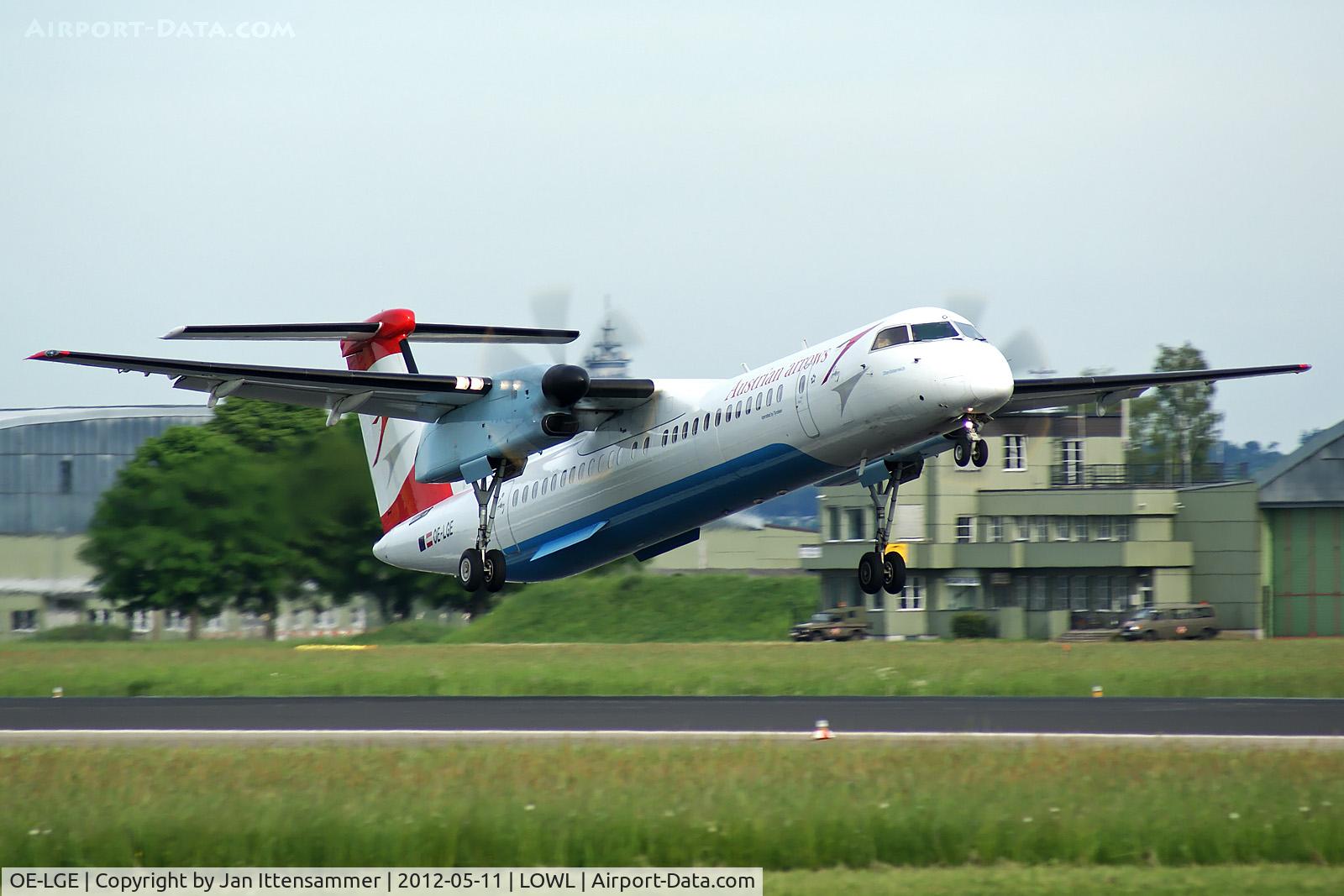 OE-LGE, 2001 De Havilland Canada DHC-8-402Q Dash 8 C/N 4042, OE-LGE @ LOWL