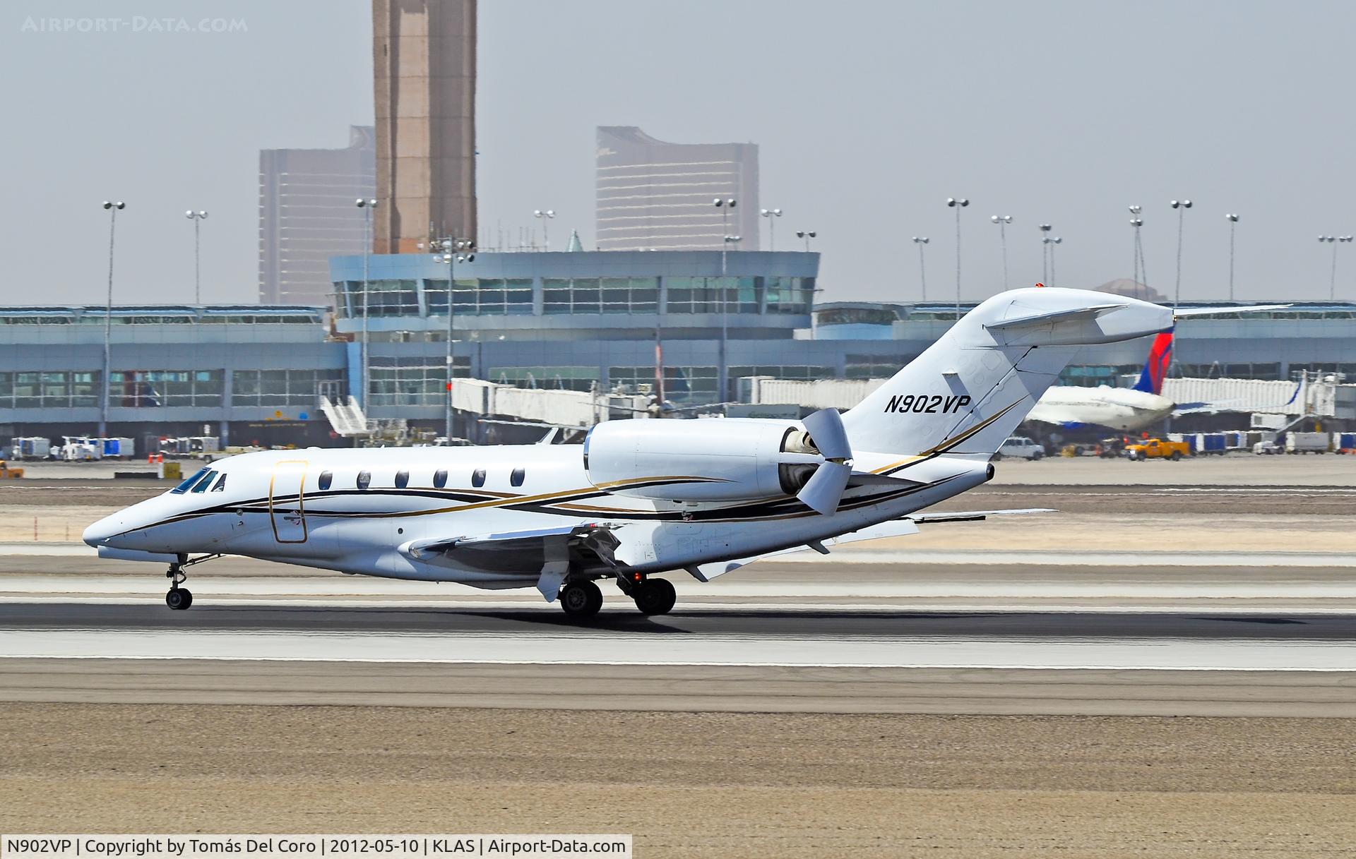 N902VP, 1997 Cessna 750 Citation X Citation X C/N 750-0002, N902VP 1997 Cessna Citation X 750 C/N 750-0002

- Las Vegas - McCarran International (LAS / KLAS)
USA - Nevada, May 10, 2012
Photo: Tomás Del Coro