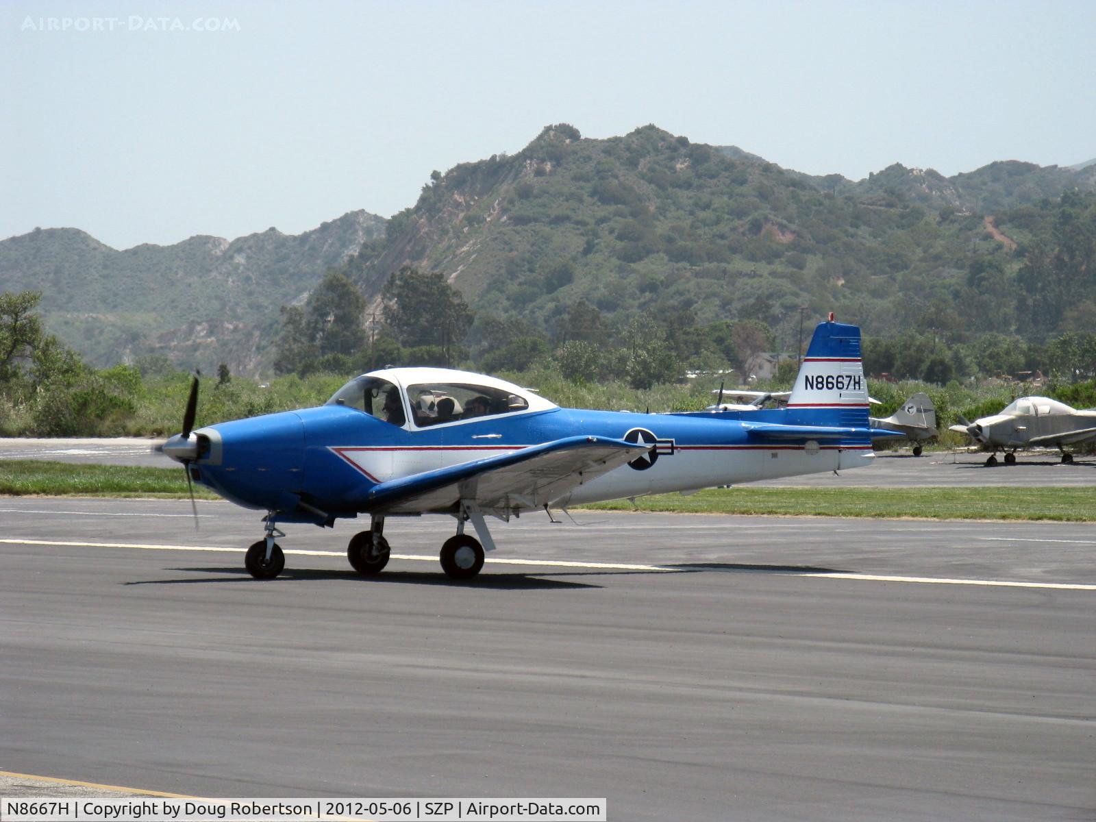 N8667H, 1947 North American Navion C/N NAV-4-667, 1947 North American NAVION, Continental IO-520 285 Hp upgrade, Young Eagles Flight, taxi off the active