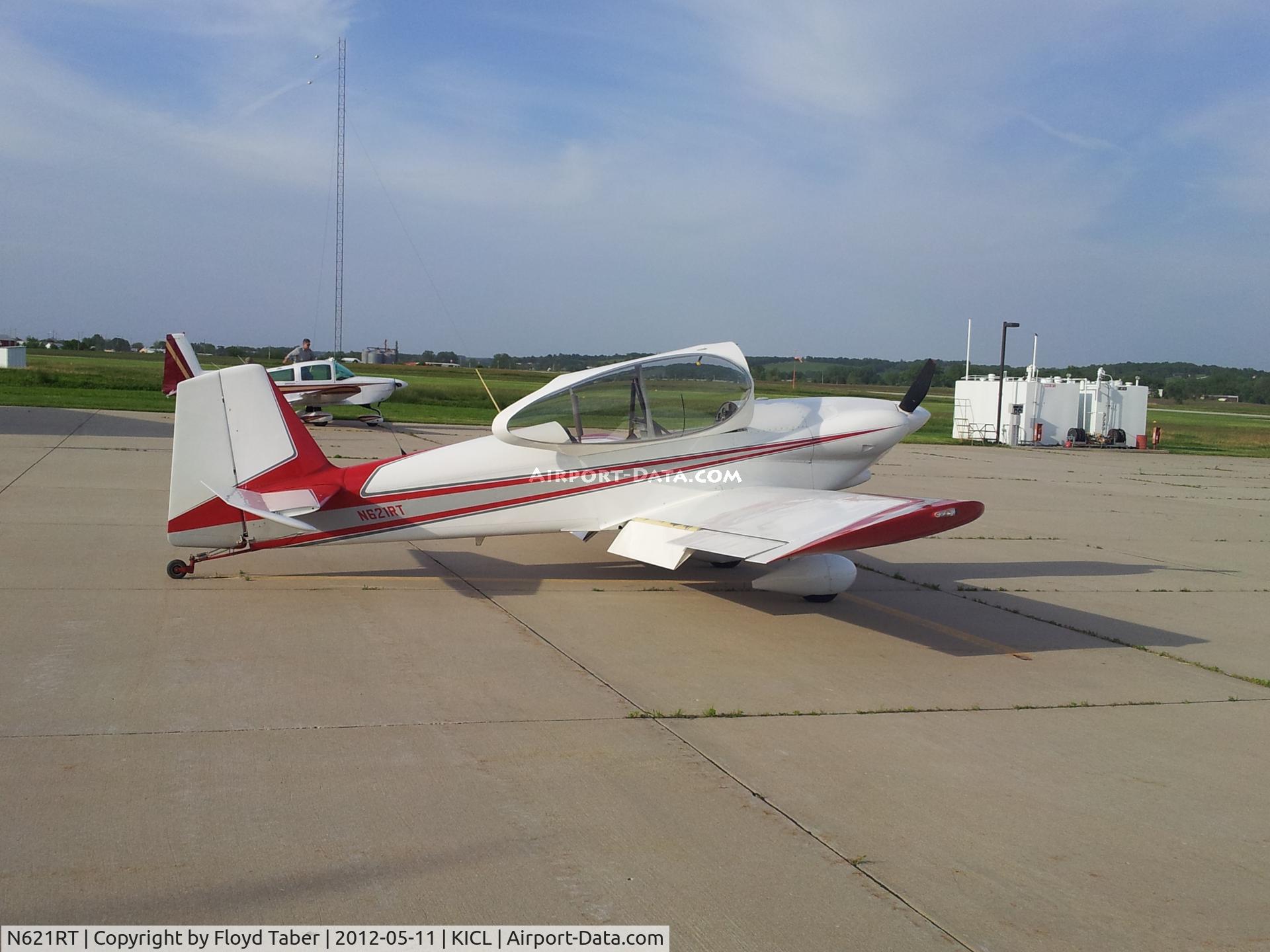 N621RT, 2005 Vans RV-4 C/N 1622, Just got to Clarinda from Texas