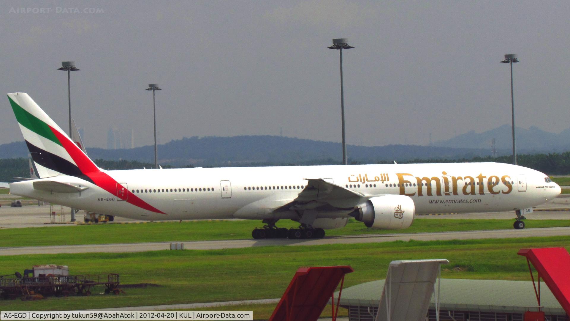 A6-EGD, 2011 Boeing 777-31H/ER C/N 38988, Emirates
