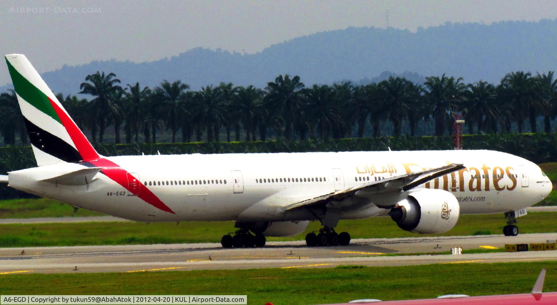 A6-EGD, 2011 Boeing 777-31H/ER C/N 38988, Emirates
