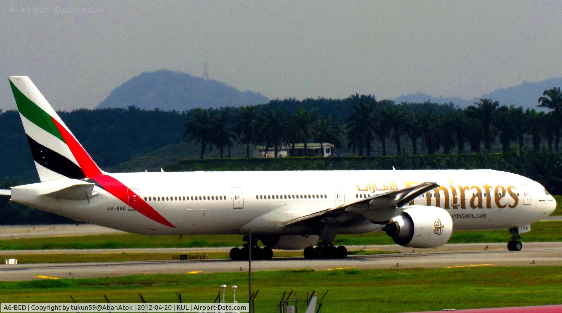 A6-EGD, 2011 Boeing 777-31H/ER C/N 38988, Emirates