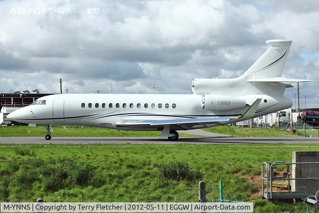M-YNNS, 2009 Dassault Falcon 7X C/N 82, 2009 Dassault Falcon 7X, c/n: 82 at Luton