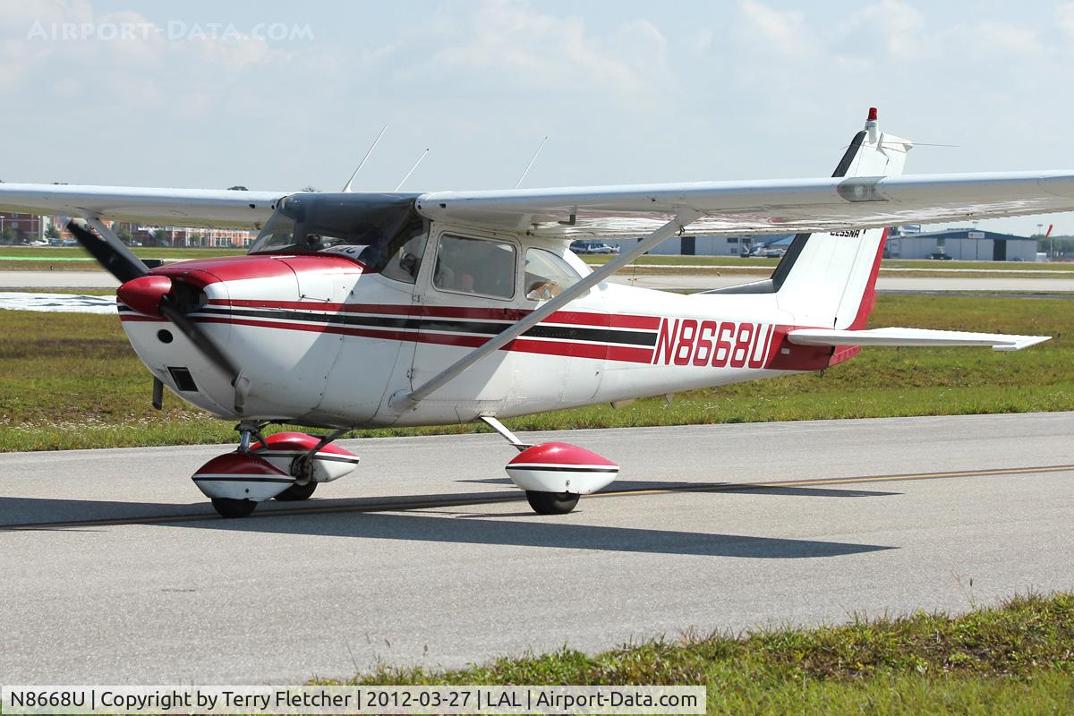 N8668U, 1965 Cessna 172F C/N 17252571, At 2012 Sun N Fun