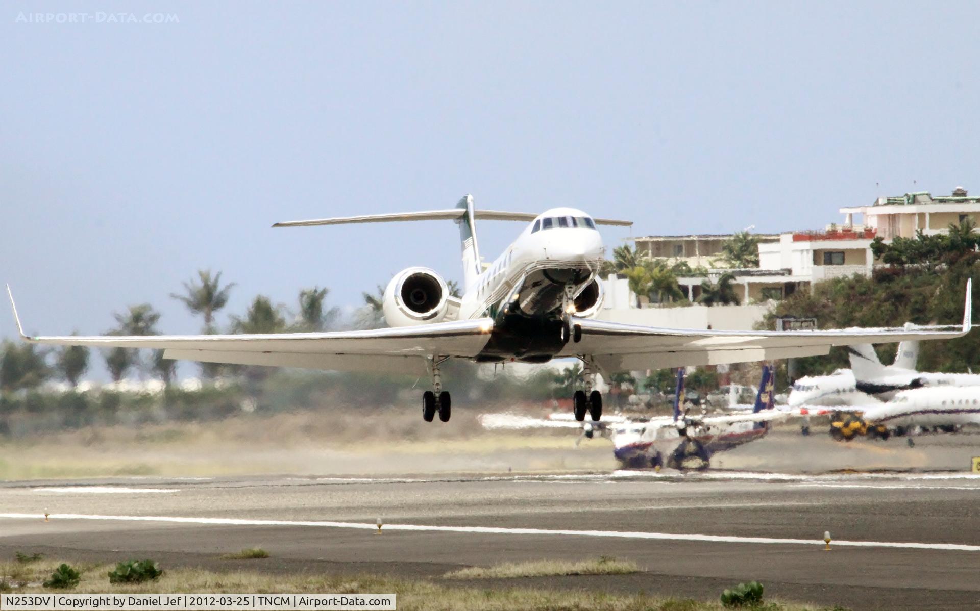 N253DV, Gulfstream Aerospace GV-SP (G550) C/N 5257, N253DV