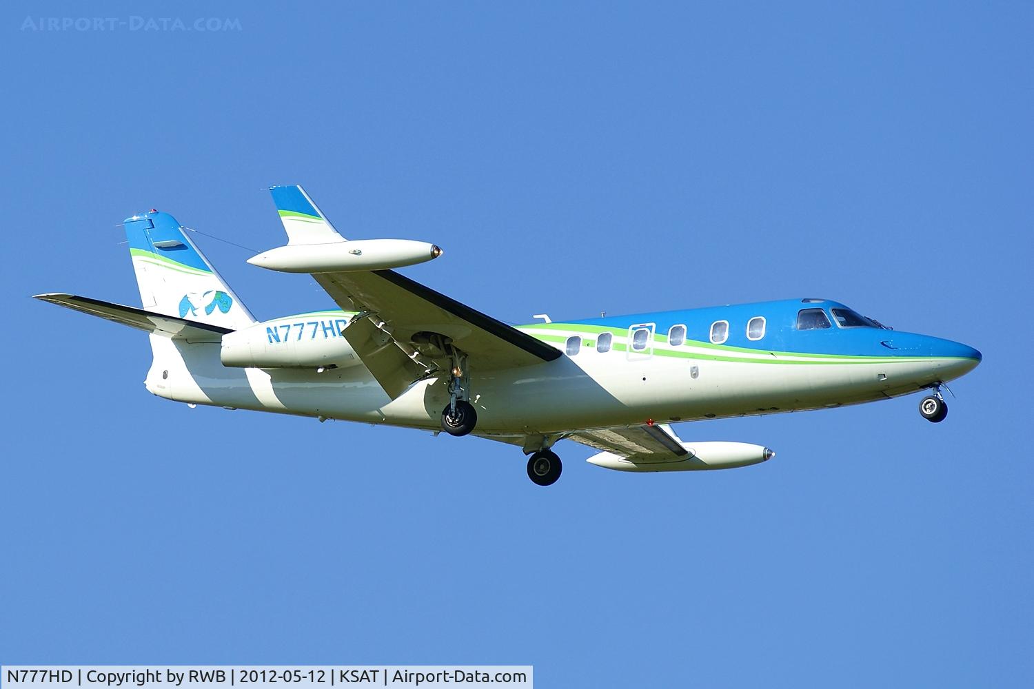 N777HD, 1983 Israel Aircraft Industries 1124A C/N 397, On approach 30L.