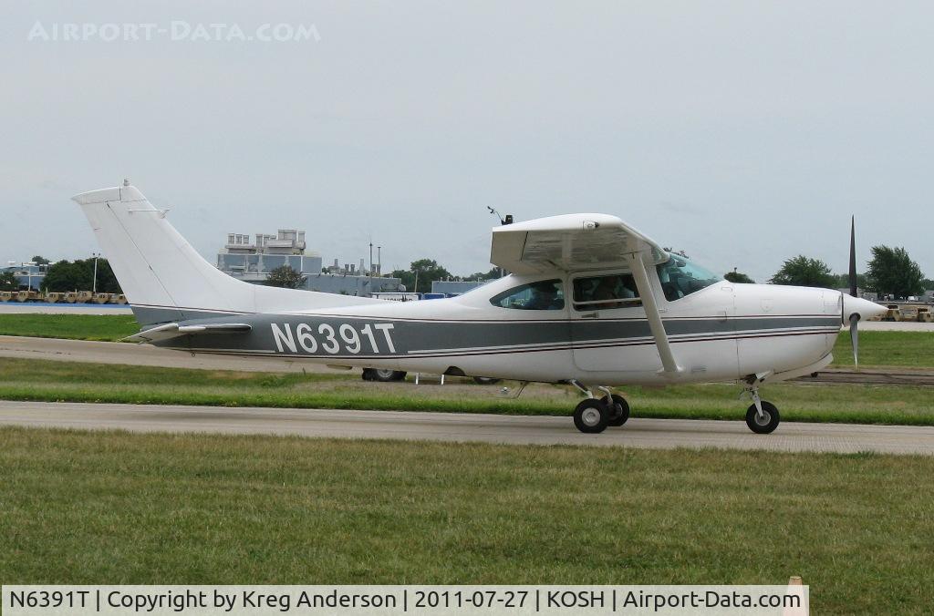 N6391T, 1985 Cessna R182 Skylane RG C/N R18202009, EAA AirVenture 2011