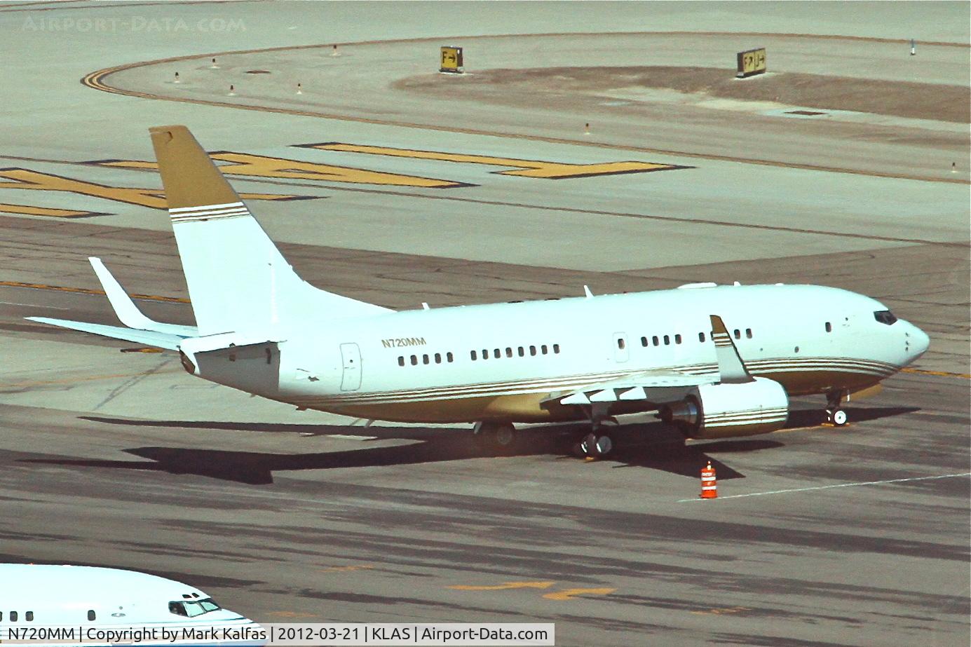 N720MM, 2001 Boeing 737-7ET C/N 33010, MGM Resorts Boeing 737-7ET, on the Quail Air Ramp at Las Vegas/KLAS.