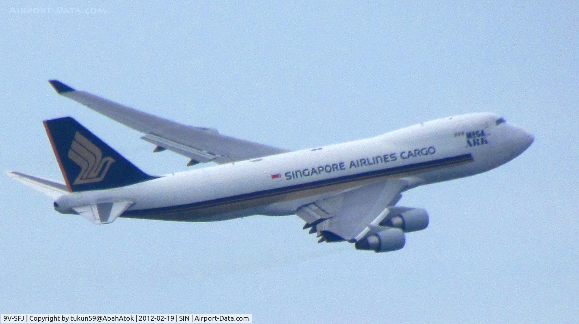 9V-SFJ, 2001 Boeing 747-412F/SCD C/N 26559, Singapore Airlines Cargo