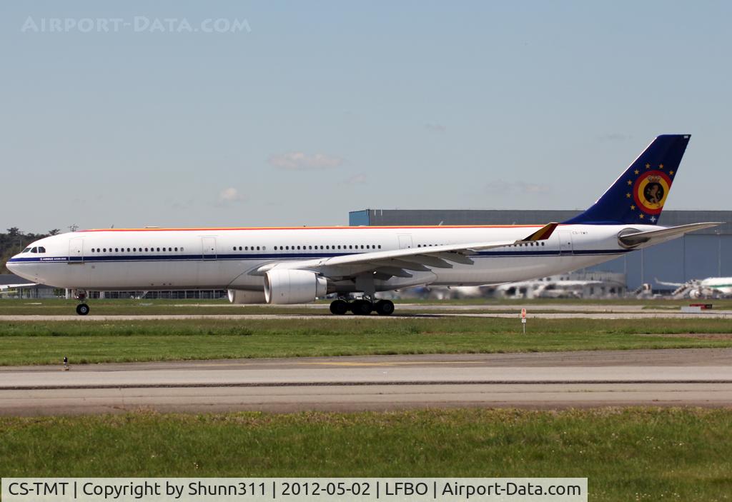 CS-TMT, 1996 Airbus A330-322 C/N 096, Ready for take off rwy 14L
