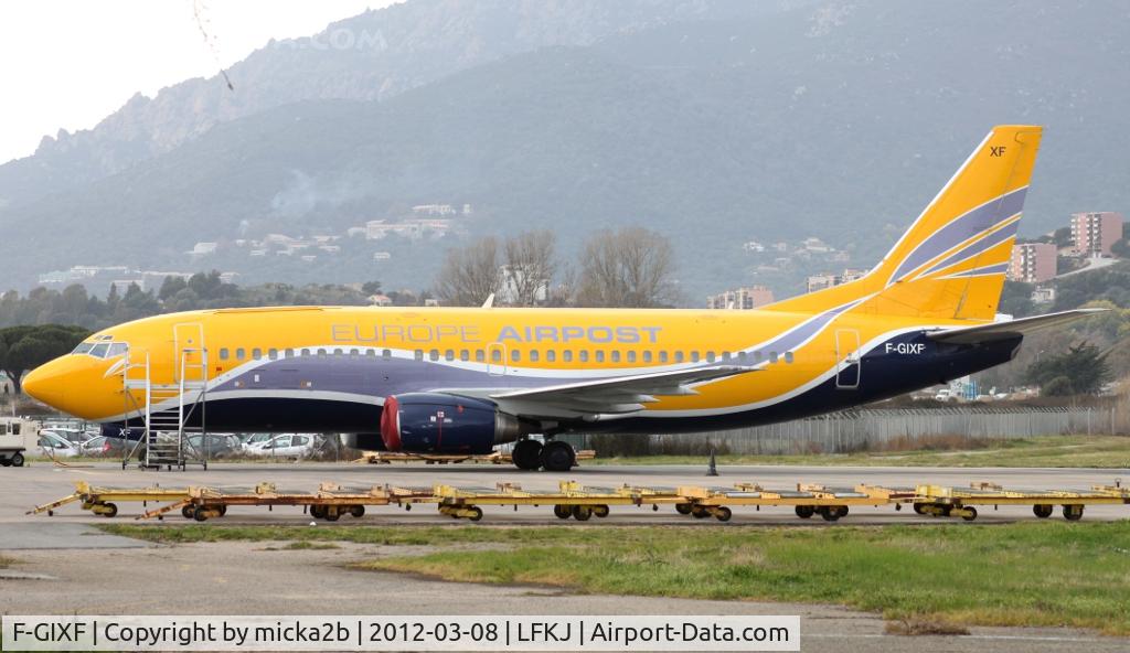 F-GIXF, 1992 Boeing 737-3B3QC C/N 26851, Parked