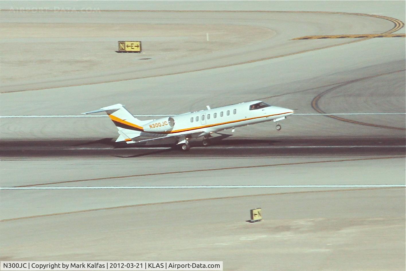 N300JC, 2007 Learjet 45 C/N 340, Ceco Ent. Learjet Inc 45, arriving from Sacramento/KSAC, RWY 19R approach KLAS.