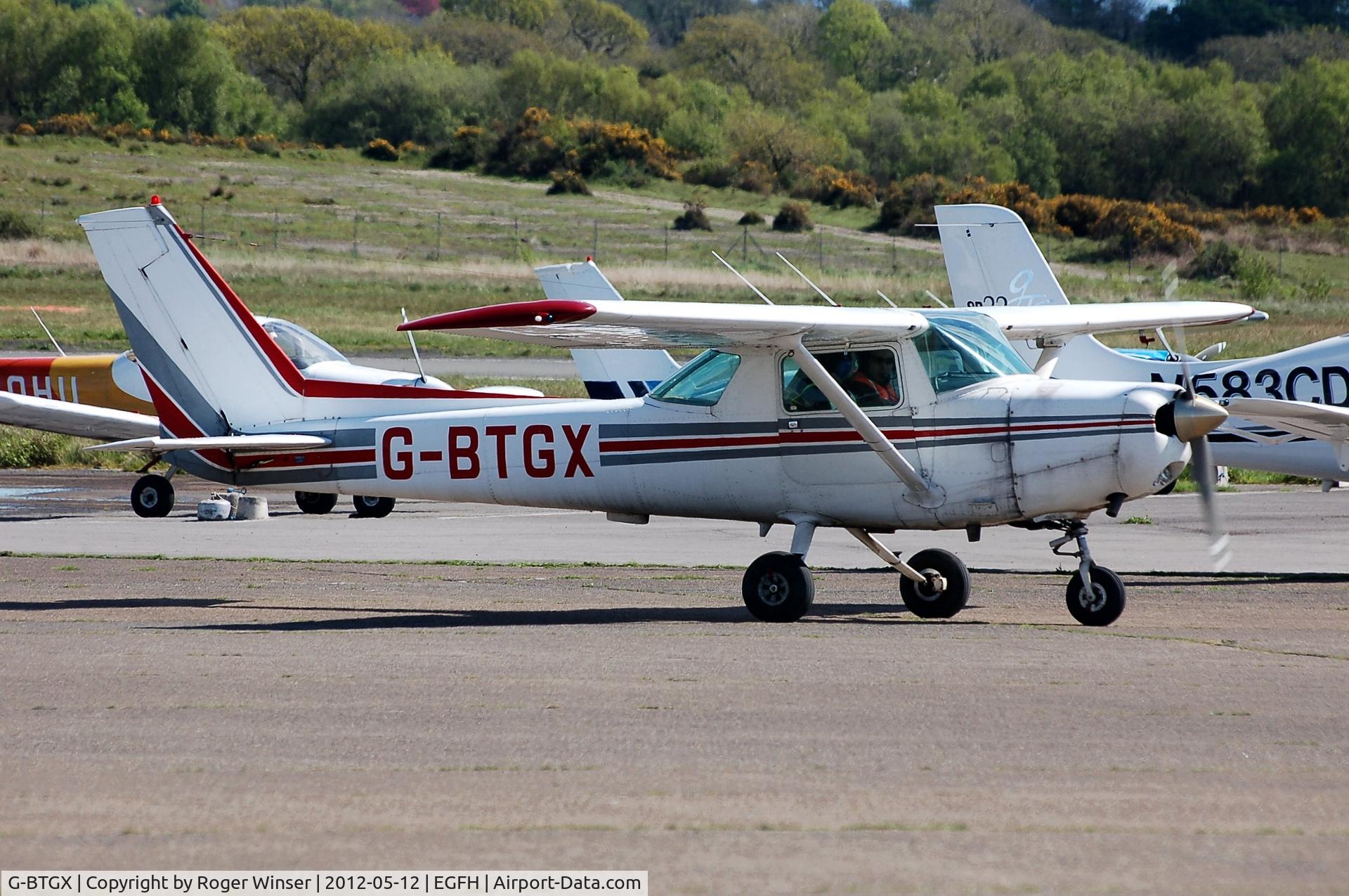 G-BTGX, 1984 Cessna 152 C/N 152-84950, Visiting Cessna 152.