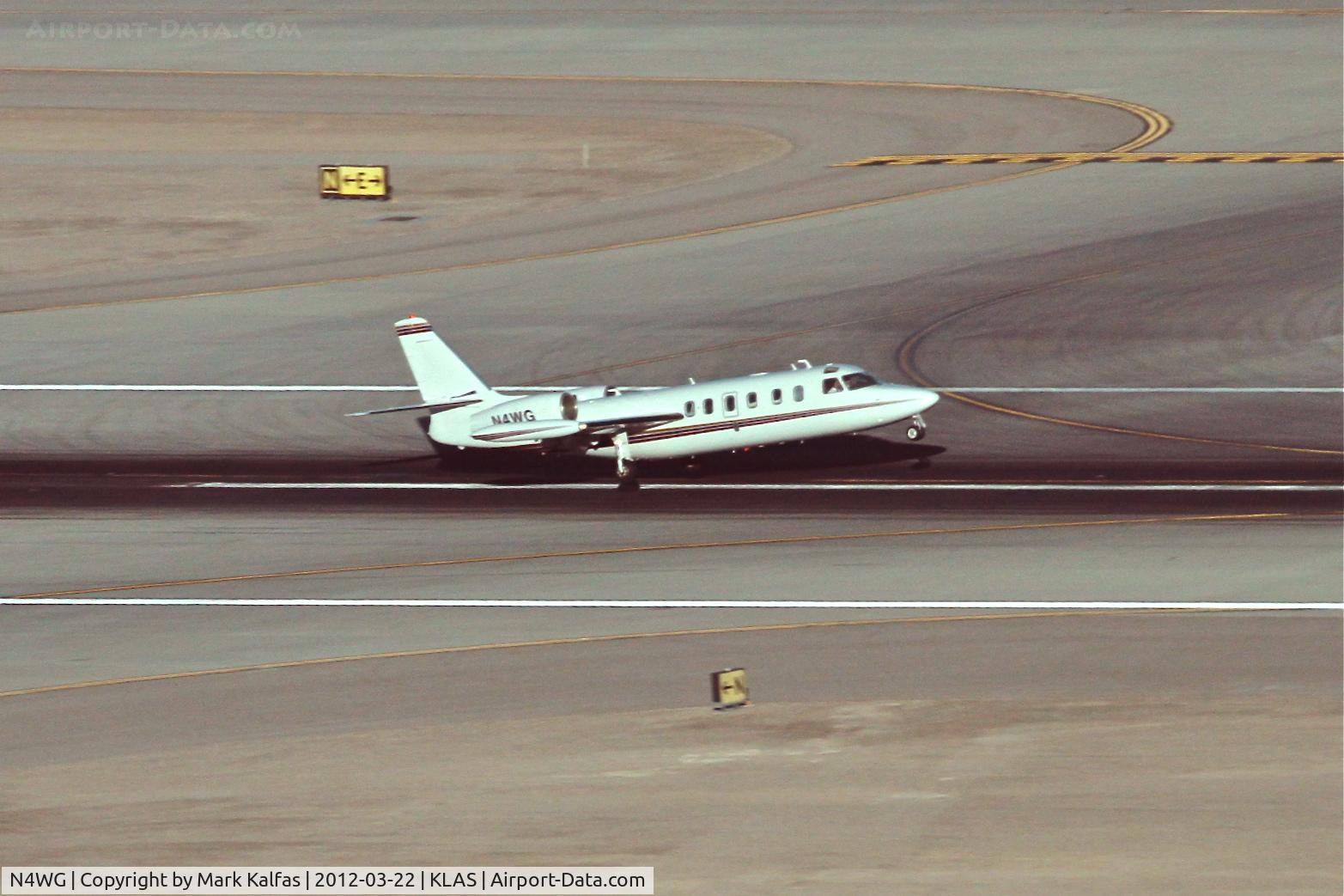 N4WG, 1976 Israel Aircraft Industries IAI-1124 Westwind C/N 200, JET AMERICA AIRWAYS LLC. Israel Aircraft Industries Westwind 1124, arriving from KARR, RWY 19R approach KLAS.