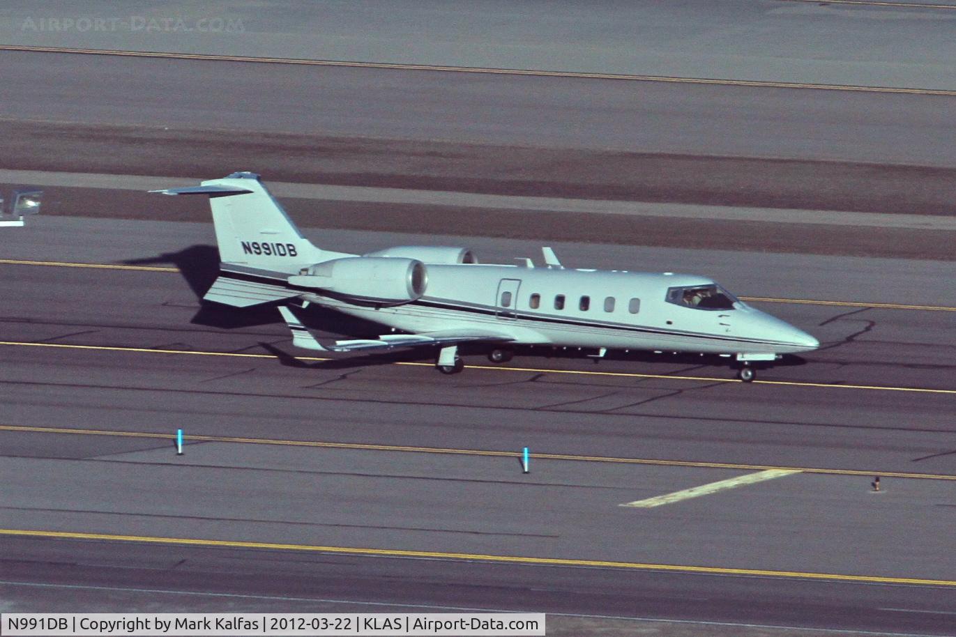 N991DB, 2000 Learjet 60 C/N 177, ONEIDA EQUIPMENT LEASING INC. Learjet Inc 60, TWY H KLAS.