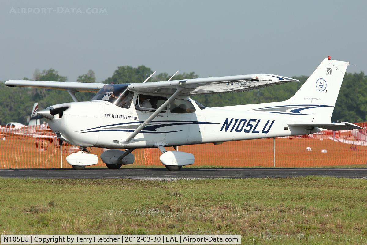 N105LU, 2005 Cessna 172S C/N 172S9774, At 2012 Sun N Fun