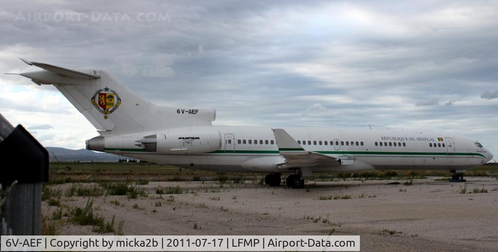 6V-AEF, 1975 Boeing 727-2M1 C/N 21091, Parked