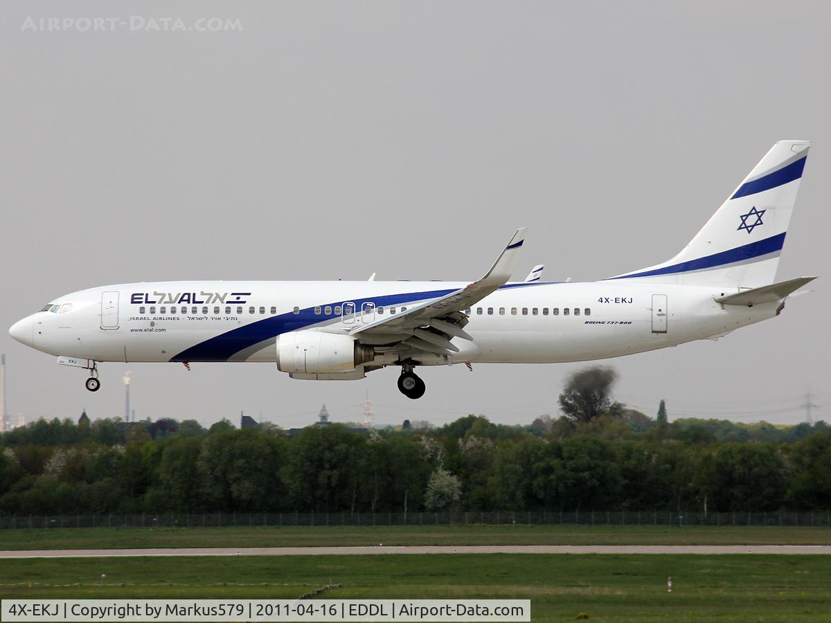 4X-EKJ, 2009 Boeing 737-85P C/N 35486, Canon EOS 550D / 18 - 135 mm
