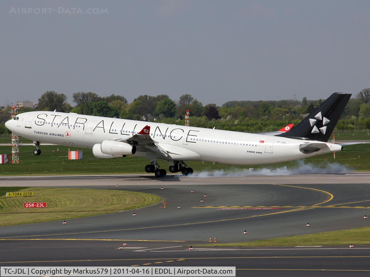 TC-JDL, 1994 Airbus A340-311 C/N 057, Canon EOS 550D / 18 - 135 mm