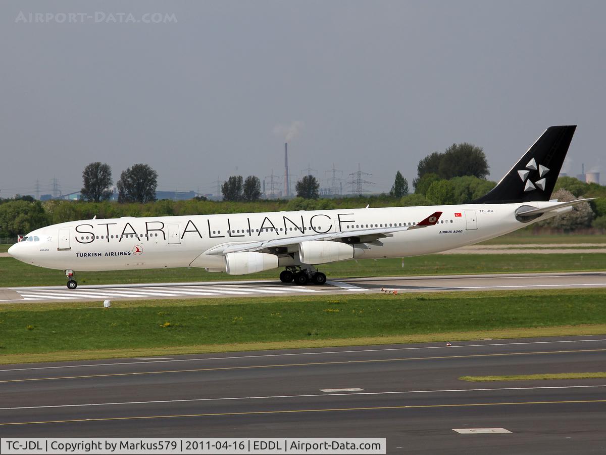 TC-JDL, 1994 Airbus A340-311 C/N 057, Canon EOS 550D / 18 - 135 mm