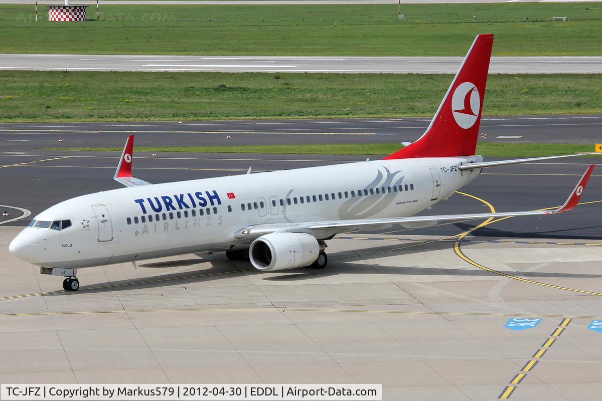 TC-JFZ, 2000 Boeing 737-8F2 C/N 29784, Canon EOS 550D / 18-135 mm