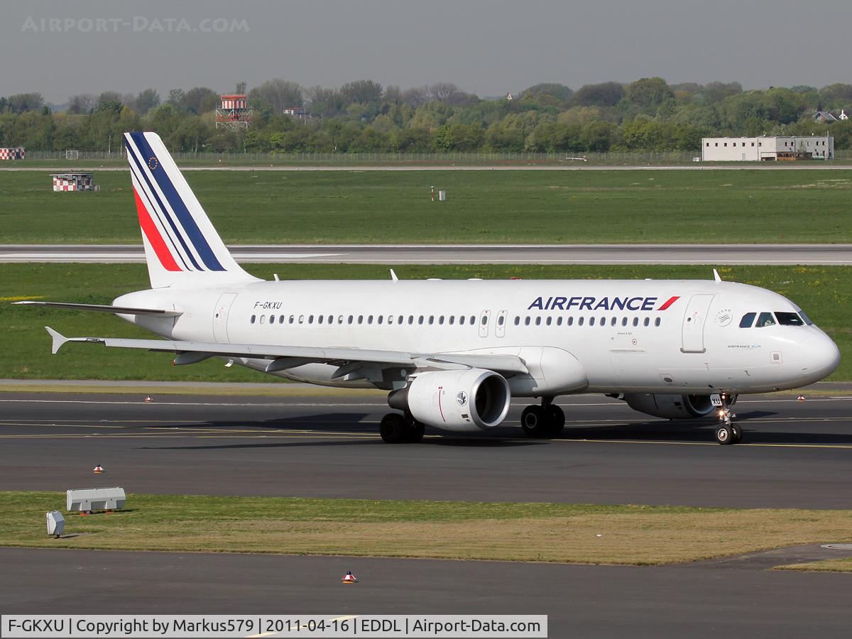 F-GKXU, 2009 Airbus A320-214 C/N 4063, Canon EOS 550D / 18 - 135 mm