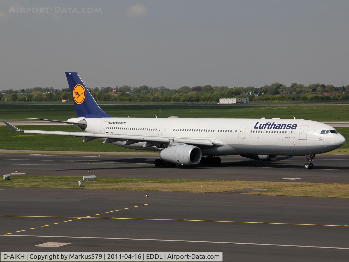D-AIKH, 2005 Airbus A330-343X C/N 648, Canon EOS 550D / 18 - 135 mm