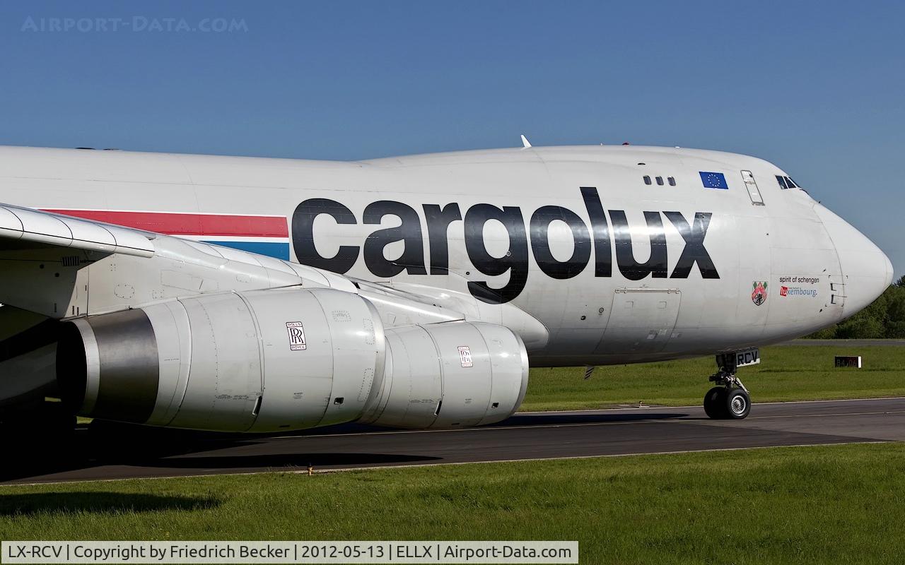 LX-RCV, 1999 Boeing 747-4R7F C/N 30400, taxying to the active