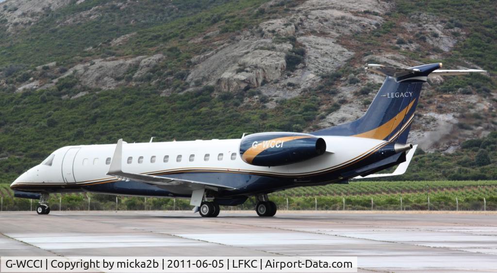 G-WCCI, 2001 Embraer EMB-135BJ Legacy C/N 14500505, Taxiing
